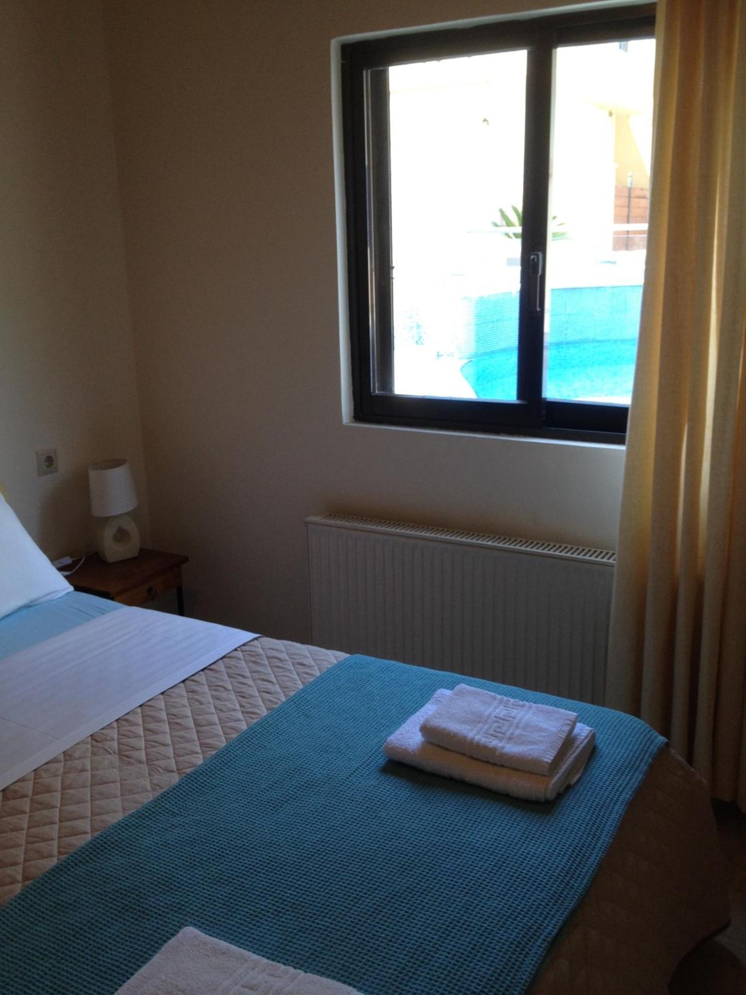 Angelica Studios And Apartments Agia Marina Camera foto