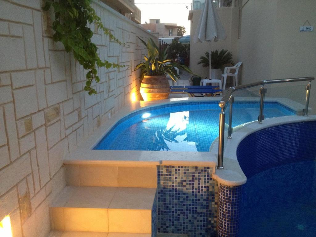 Angelica Studios And Apartments Agia Marina Esterno foto